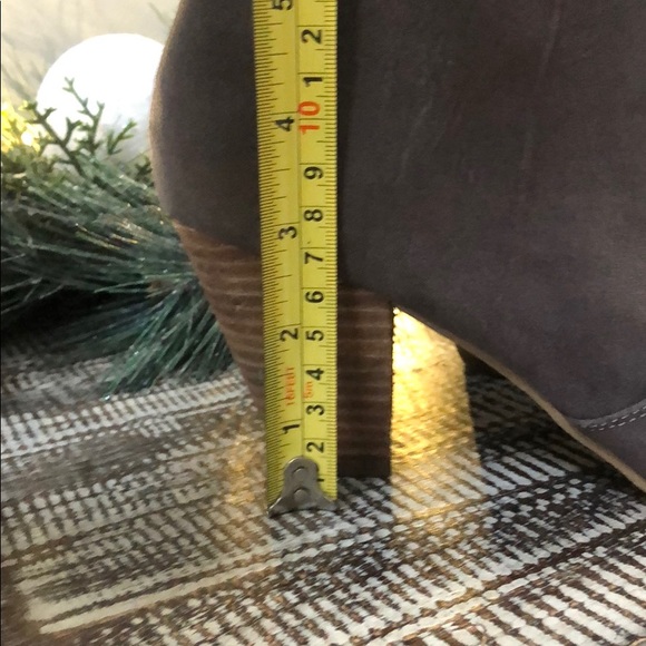 Report Brown Booties Size 8 - Picture 8 of 8